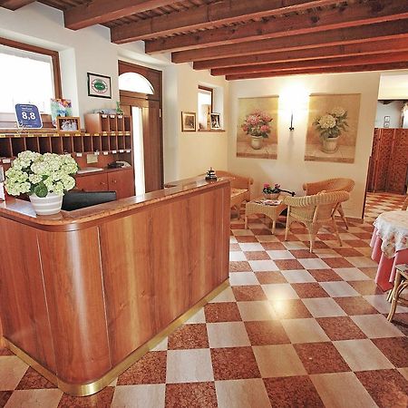 Hotel Faccioli Valeggio sul Mincio Kültér fotó