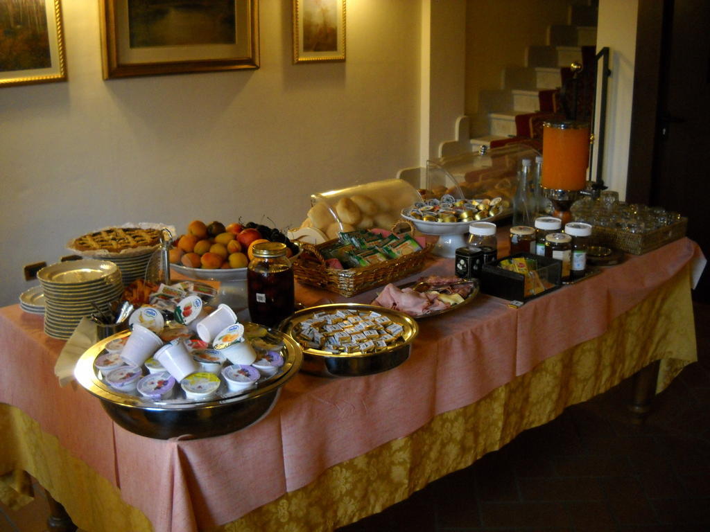 Hotel Faccioli Valeggio sul Mincio Kültér fotó